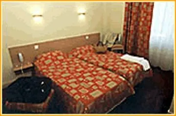 Le Paris Brest 3* Rennes