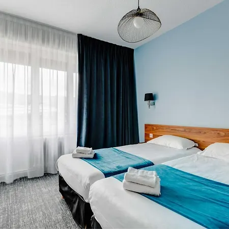 Hotel Le Paris Brest 3*